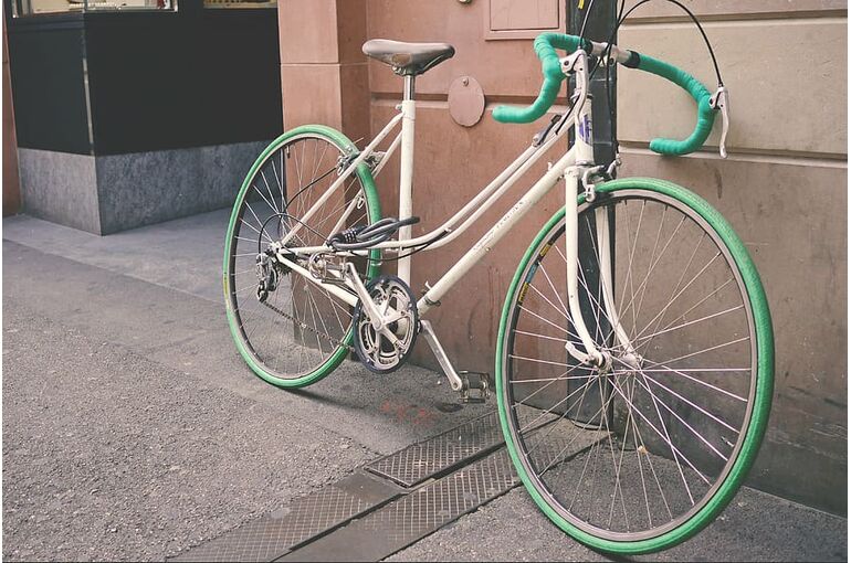 bike-bicycle-wall-street
