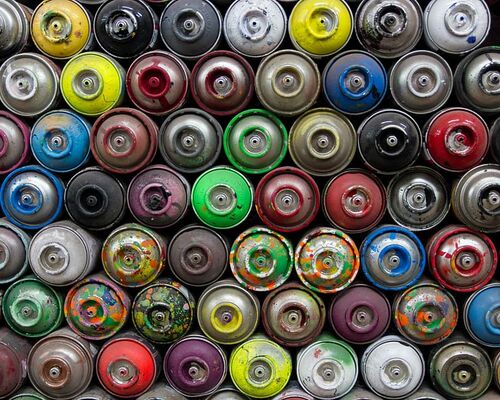 paint-can-colorful-spraycan